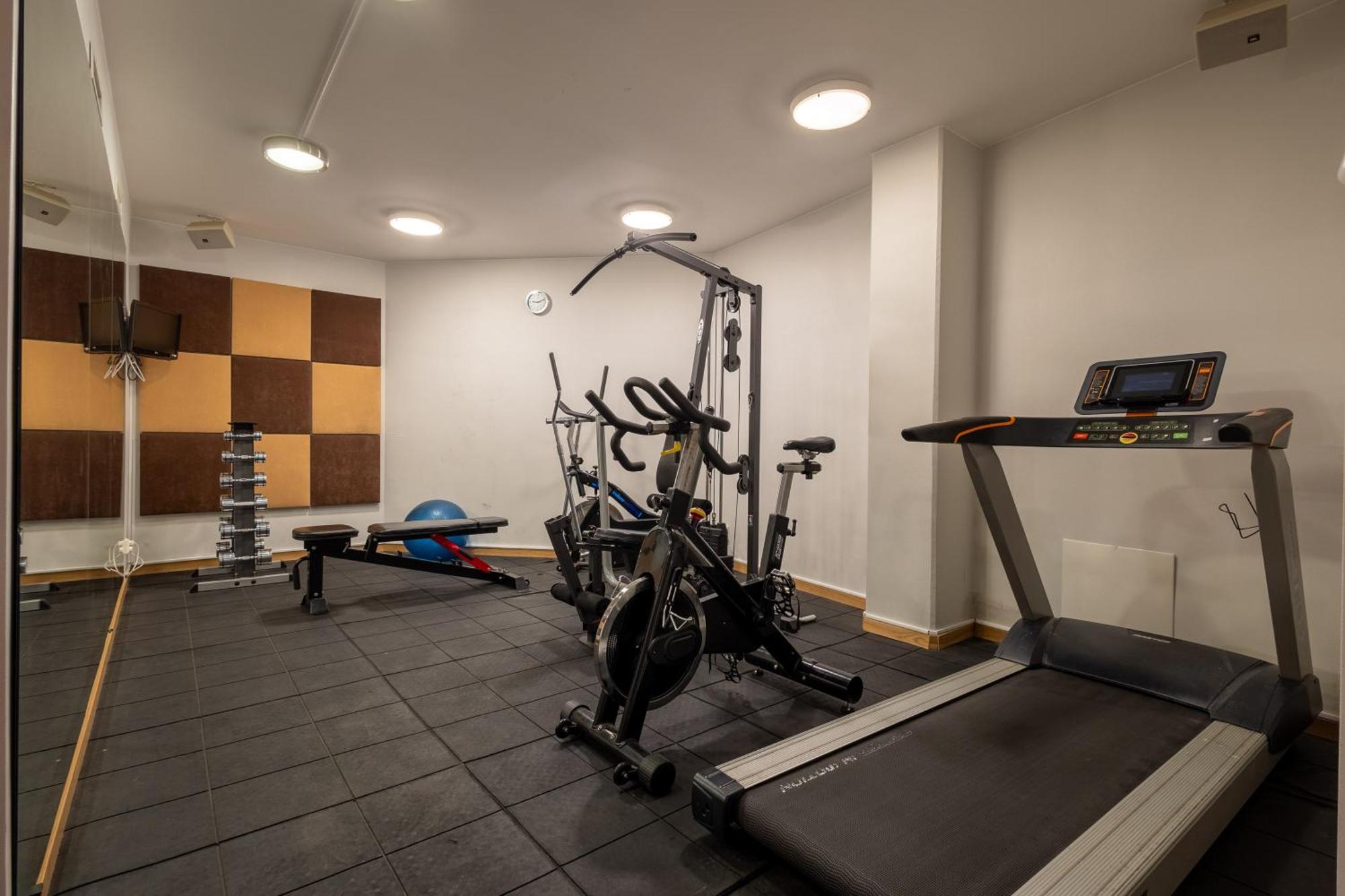 Spar Hotel Garda Гьотеборг Екстериор снимка